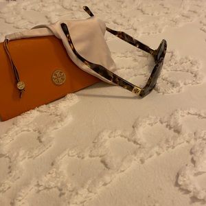 Tory Burch sunglasses…tortoise shell frame